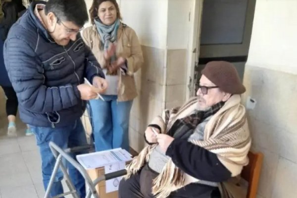 Aunque podrían estar exentos, abuelos correntinos optaron por ir a votar