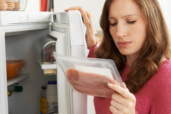 Consumo: qué alimentos se pueden comer sin riesgo después de la fecha de utilidad