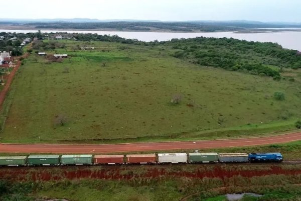 Firman financiamiento para recuperar un ferrocarril que atraviesa Corrientes