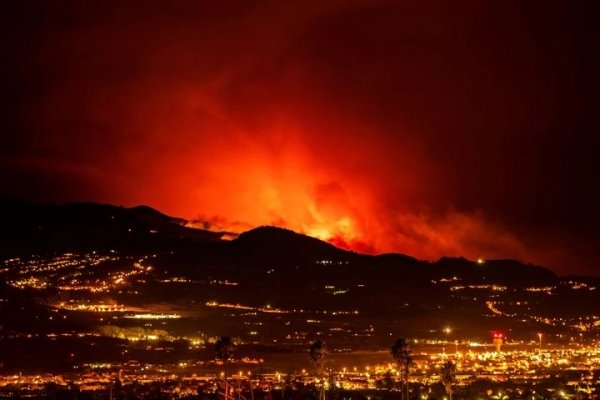 Incendios en España: más de 26.000 personas fueron evacuadas en Tenerife