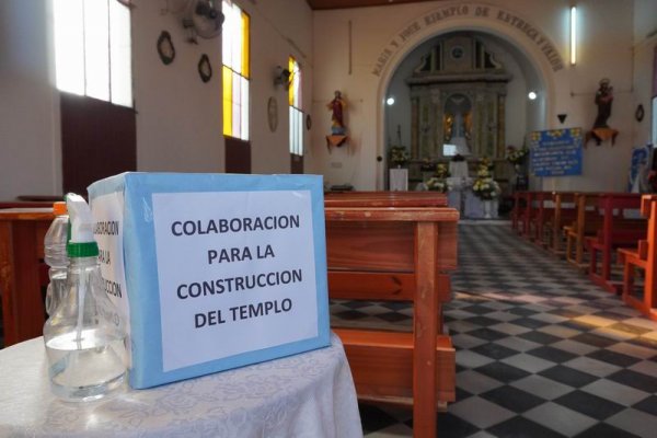 Corrientes: vecinos construyen a pulmón nuevo templo parroquial en un barrio capitalino
