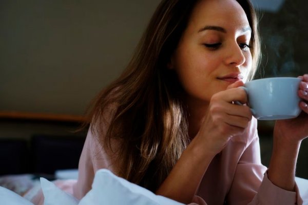 El simple hábito matinal que ayuda a calmar el estrés