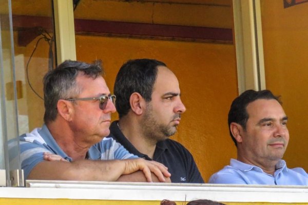 Fútbol y política en Corrientes: la furia del gobernador que terminó con el DT de Mandiyú
