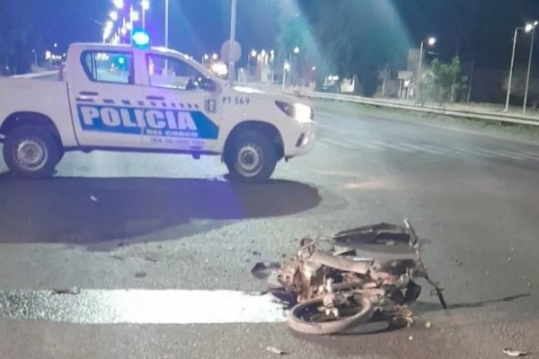 Muere un motociclista tras chocar contra un camión en Sáenz Peña: el chofer es correntino