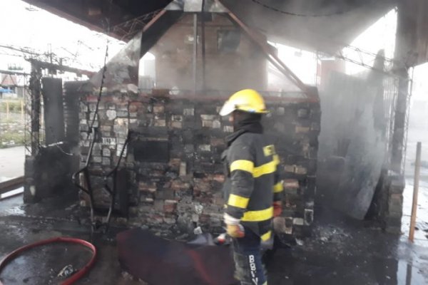 Se incendió parte del Santuario de la Cruz Gil