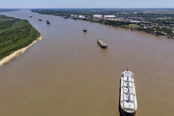 Aduana profundizó controles en el Paraná sobre barcazas provenientes de Paraguay