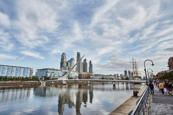 La Ciudad de Buenos Aires recibió 1,27 millones de turistas internacionales en el primer semestre