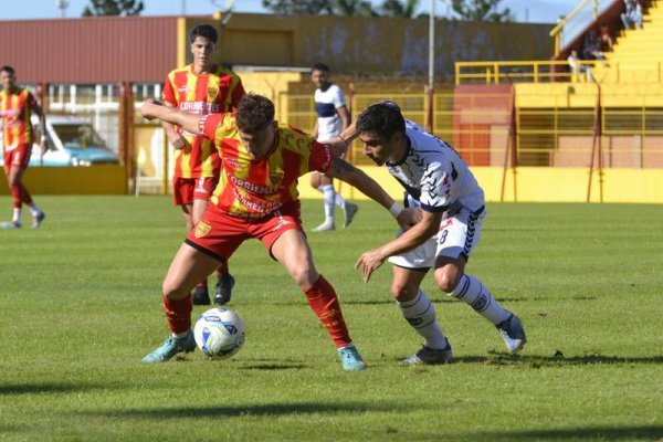 Boca Unidos visita hoy a Gimnasia y Tiro de Salta