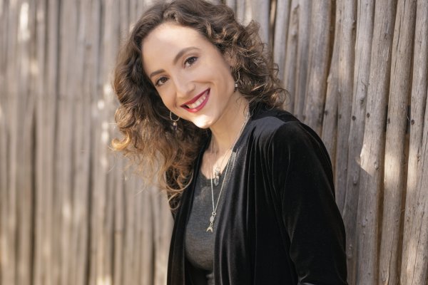 Lu Ramos reversiona clásica canción española 