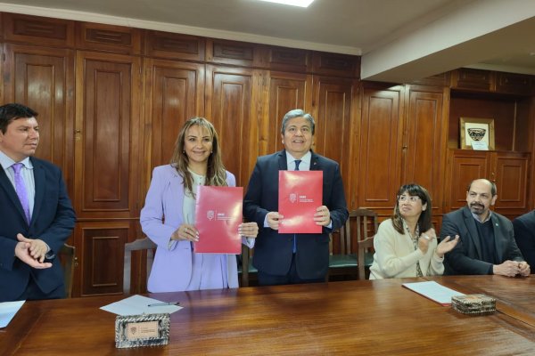 RENATRE y la UNNE firman convenio para el Programa de Becas Universitarias