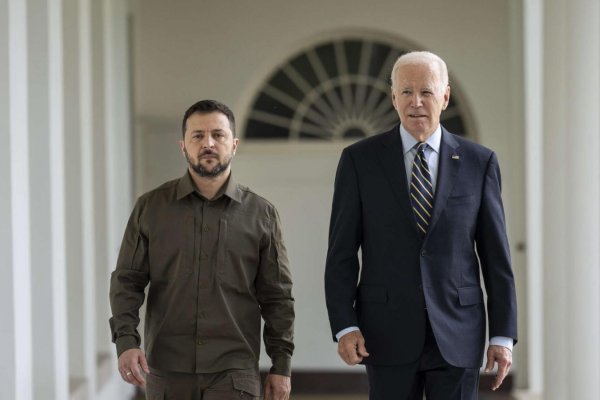 El presidente de Ucrania, Volodymyr Zelensky, viajó a Washington para pedir más ayuda para su país