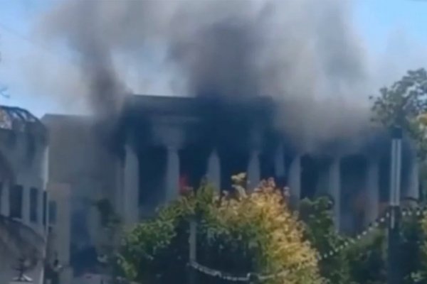 Las fuerzas especiales ucranianas afirman que el ataque contra el cuartel general ruso de la flota del mar Negro dejó decenas de muertos y heridos, 