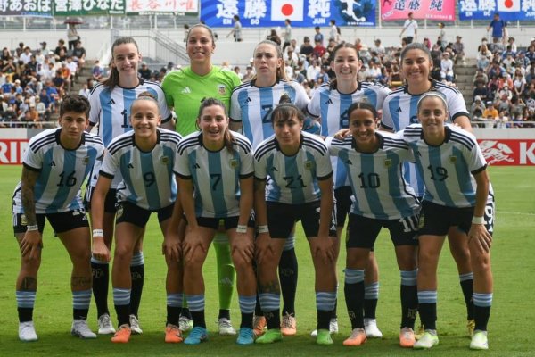 Luego de la travesía para llegar a Japón, Argentina cayó en una goleada histórica