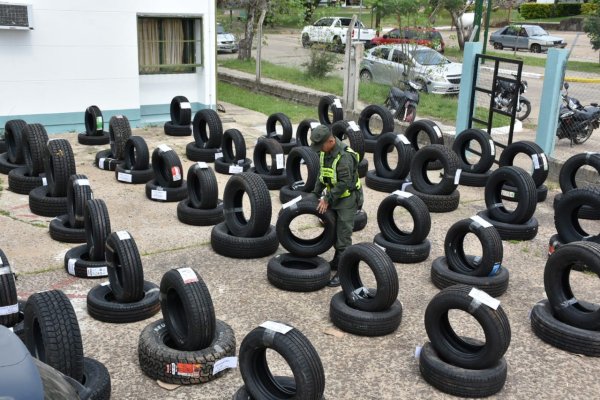Corrientes: Secuestran 136 neumáticos que fueron despachados como encomiendas
