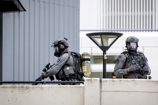 Varios muertos en dos tiroteos en la ciudad neerlandesa de Rotterdam, dice la Policía