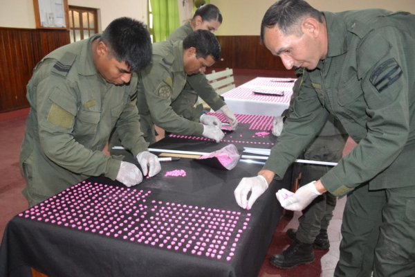 Corrientes: Enviaron encomiendas con 24.582 pastillas de éxtasis, más de 9 kilos de marihuana y tusi