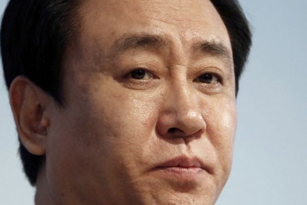 ANÁLISIS | Detienen al presidente de Evergrande, que fue la segunda mayor inmobiliaria de China. La empresa tendrá que esforzarse para sobrevivir