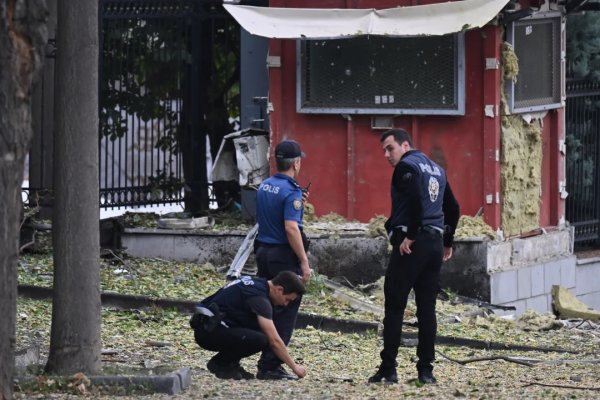 Reportan un atentado com bomba en Ankara, frente a sede del Ministerio del Interior