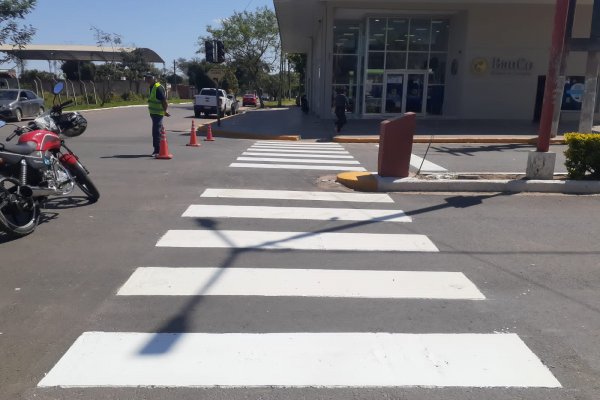 Corrientes: pintan la señalética vial en las 43 cuadras repavimentadas en Itatí