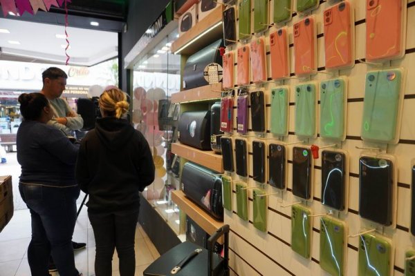 Día de la Madre: a pesar de algunas subas, boom de ventas en celulares