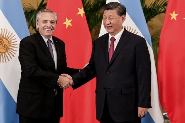 Diez años de continuos esfuerzos, juntos por un futuro espléndido
