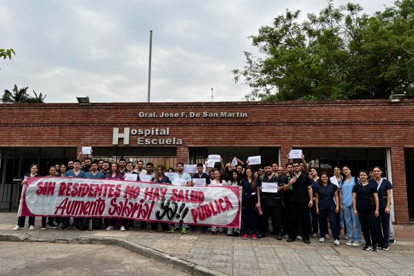 Crece la protesta de médicos residentes por salario: Salud Pública y Hacienda demoran la negociación para después de las elecciones