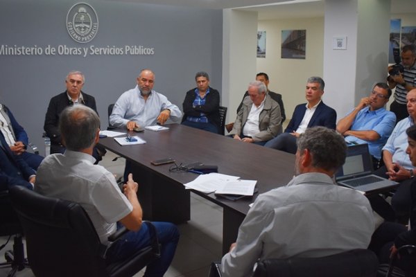 Analizan la situación del transporte fluvial en Corrientes: obstáculos y oportunidades