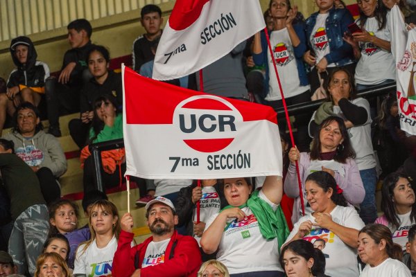 Día del militante: el gobernador de Corrientes saludó a sus correligionarios