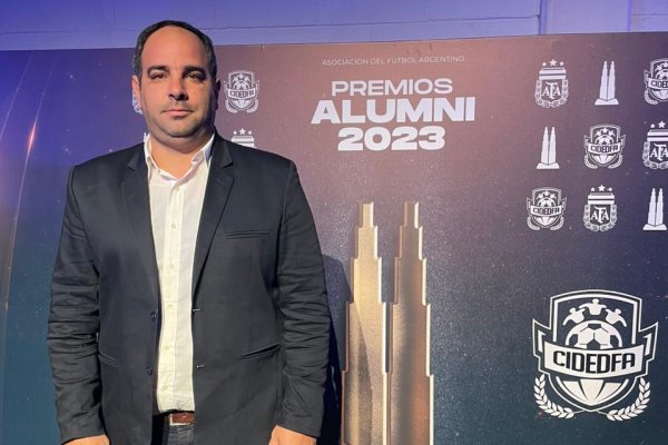 El correntino Pablo Alonso participó de los premios Alumni 2023 como dirigente destacado