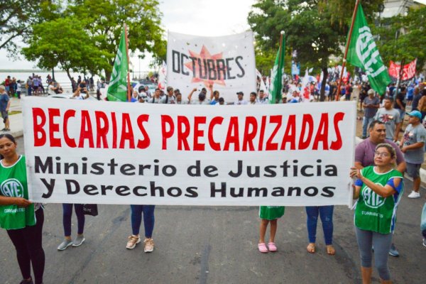 Por salarios: estatales correntinos se movilizan y anticipan paro