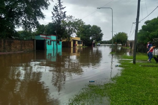 Crecida de los ríos: Paso de los Libres tiene aún 80 evacuados 