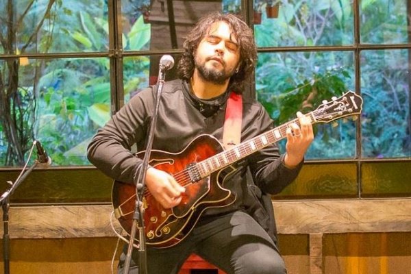 Conmoción: murió Rodrigo Galarza, el compositor y guitarrista correntino
