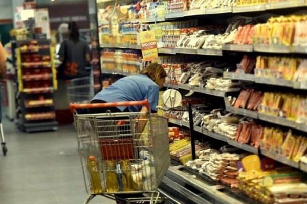 Efecto transición y Milei en Corrientes: hay subas mayores al 40% en supermercados
