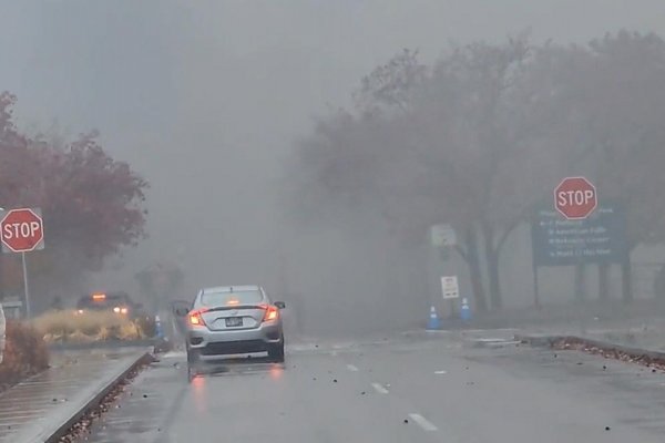 Lo que sabemos sobre la explosión de un auto en el puente Rainbow entre Canadá y EE.UU.