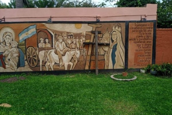 Corrientes: Usaron una cruz como escalera para escapar tras saquear una capilla