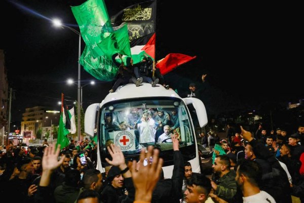 La liberación de presos palestinos arroja luz sobre el polémico sistema de justicia israelí en la Ribera Occidental ocupada