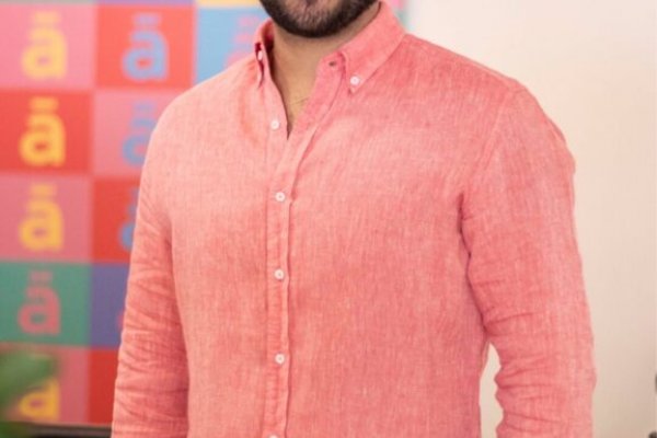 Entrevista a Eric Rivas: Director de A Brandeá