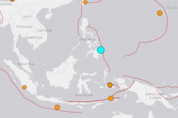 Sismo de magnitud 7,6 sacude Mindanao, Filipinas