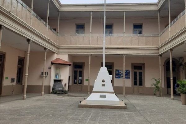 Bochorno en la Jefatura de Policía: trascendió una pelea entre jefes