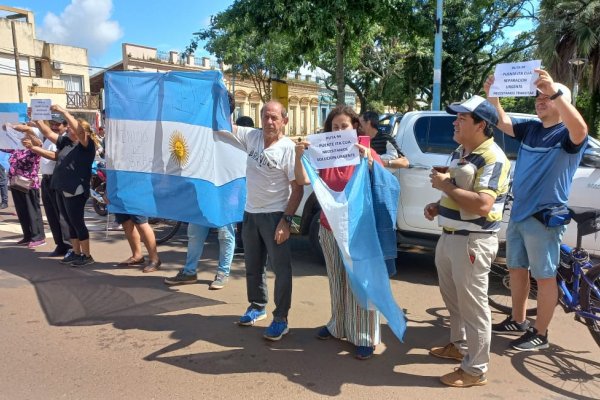 Santo Tomé: protesta vecinal por falta de arreglo en una ruta provincial