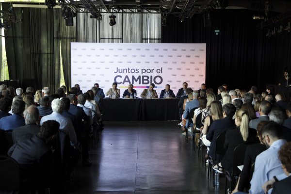 Gobierno de Milei: la UCR dice que hubo unión y los gobernadores de JxC se preparan para negociar