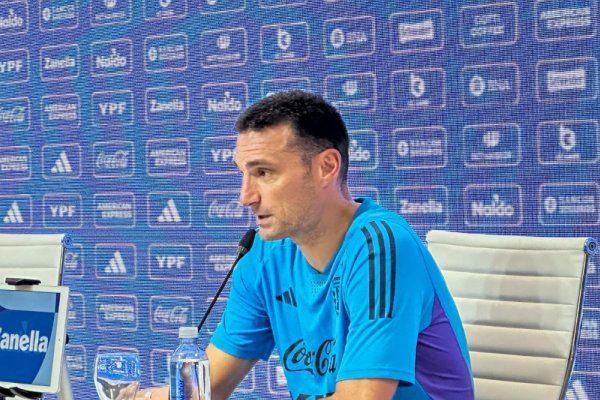 Sorpresa: la llamativa frase de Scaloni tras haberse reunido con Chiqui Tapia