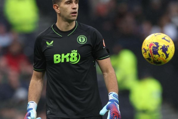 ¡Sacó pecho! El fuerte posteo del Dibu Martínez tras ganarle al Manchester City