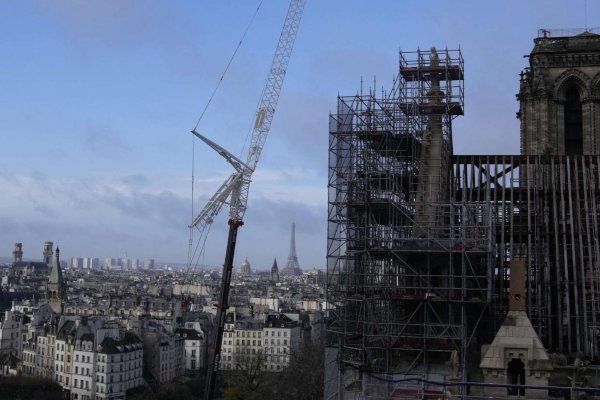 París inicia nueva etapa en la reconstrucción de Notre Dame