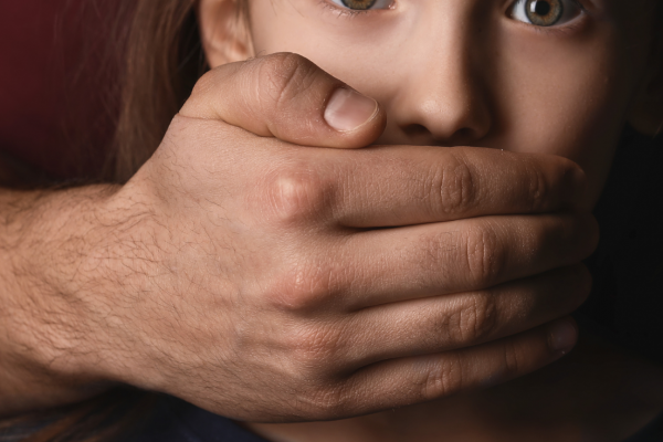 Corrientes: fue condenado a 10 años de prisión por violar a su pequeña hija