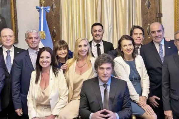 La criptoestafa desnudó al rey y a la corte
