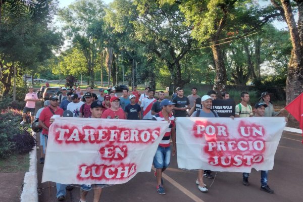 Virasoro: marcha de tareferos en reclamo por ajuste de precios de yerba y mejoras sociales