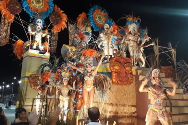 Comparsas ganadoras del interior competirán a nivel provincial