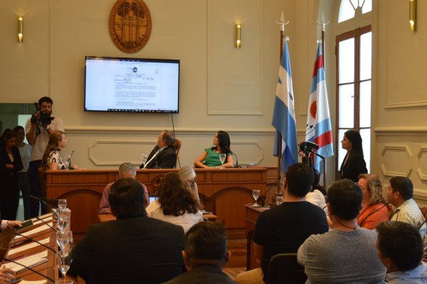 Corrientes: siete oradores en la audiencia pública por el boleto urbano
