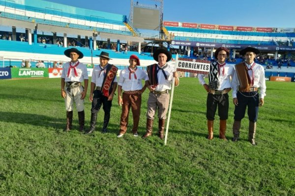 Jinetes correntinos participan del Festival de Jesús Maria